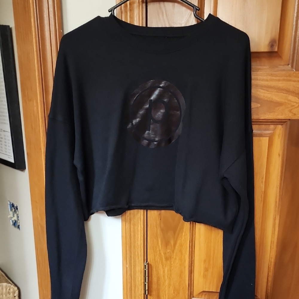 Pure Barre Black Cropped Sweatshirt